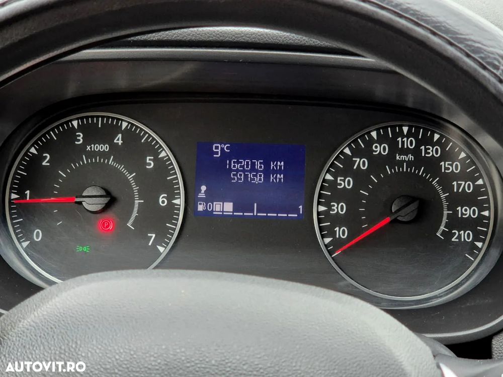 Dacia Duster 1.5 Blue dCi 4WD Comfort - 28