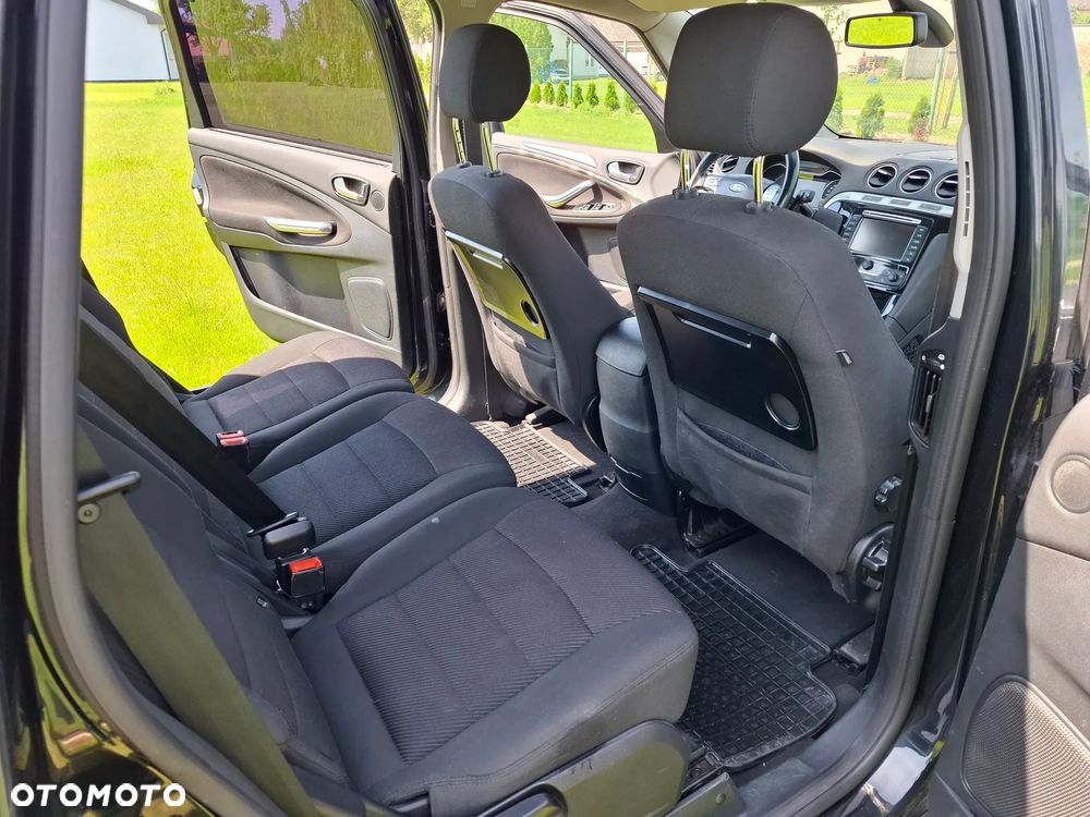Ford S-Max - 7