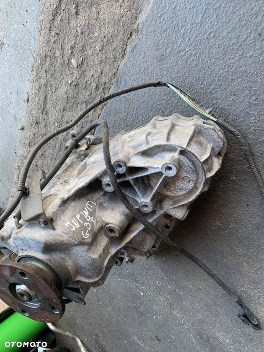 Infiniti G35 G37s  G 35 37 reduktor skrzyni biegow AWD 4x4 - 3