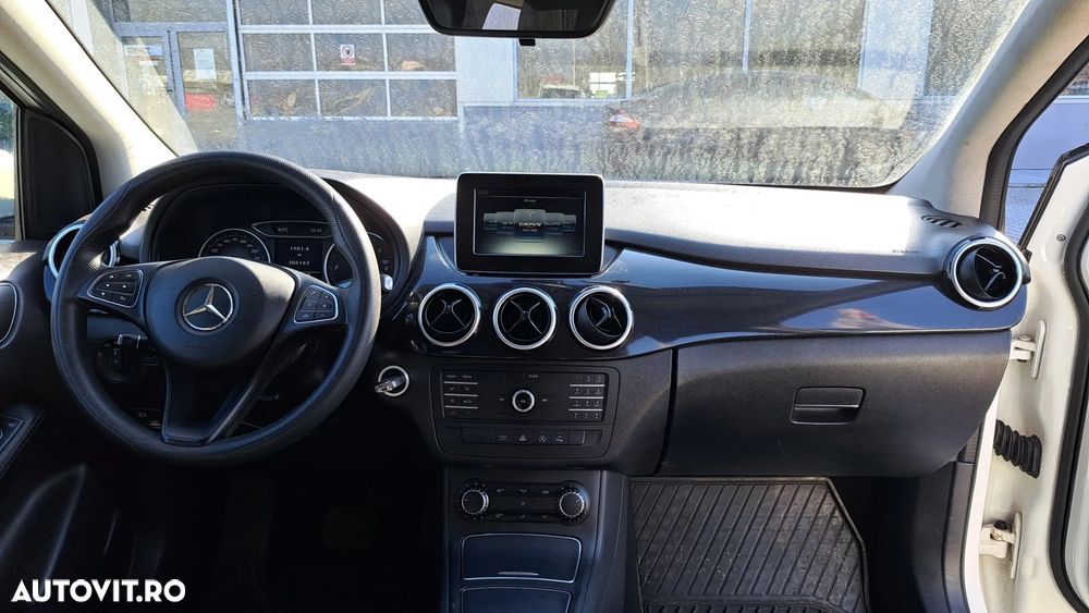 Mercedes-Benz B 220 d 7G-DCT - 6