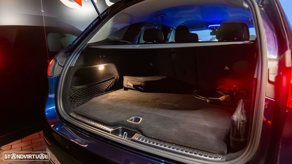 Mercedes-Benz GLC 300 de 4Matic - 9