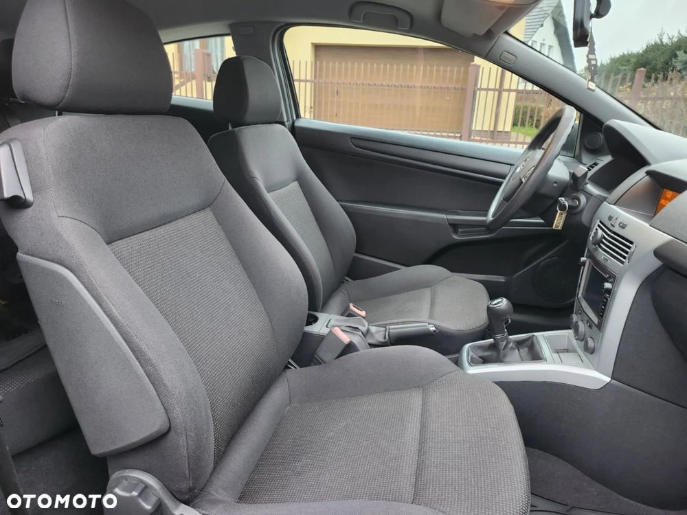 Opel Astra - 11