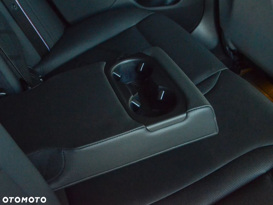 BMW i5 83.9kWh M60 xDrive - 29