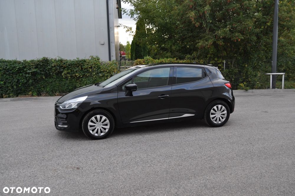 Renault Clio - 12