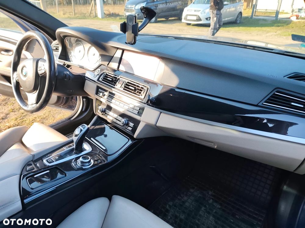 BMW Seria 5 535d - 6