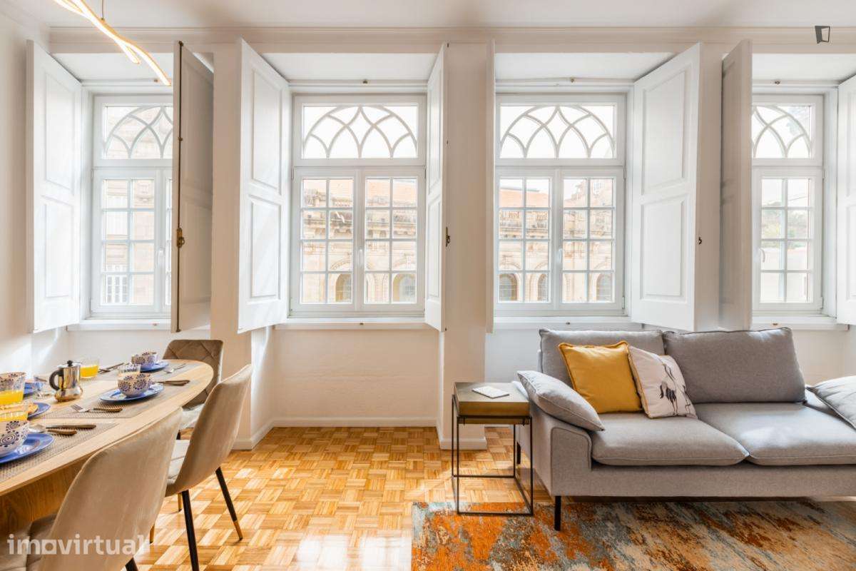 Apartamento com 3 quartos - localizado em Sé Porto - Grande imagem: 2/41
