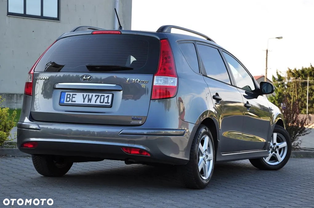 Hyundai i30 i30cw 1.6 CRDi blue Classic - 28