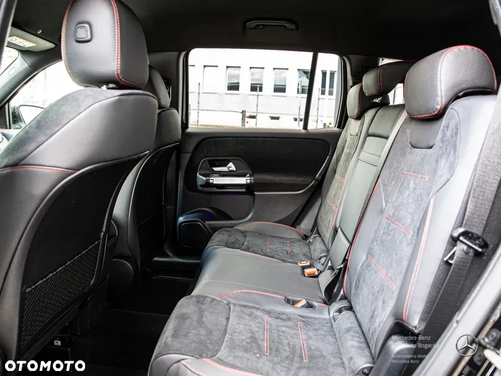 Mercedes-Benz GLB 220 d 4-Matic AMG Line 8G-DCT - 8