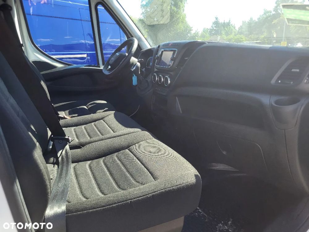 Iveco 35S16A8V - 12