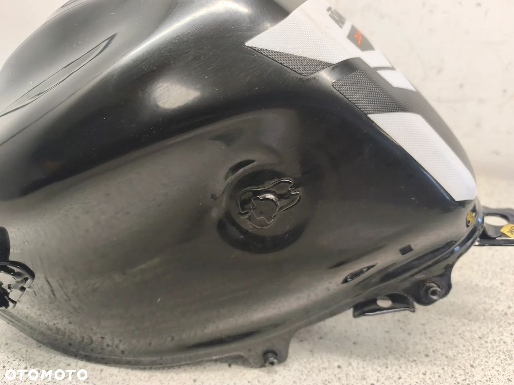 Bak, zbiornik paliwa KTM 125 Duke - 6