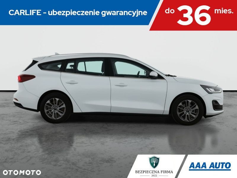 Ford Focus SW - 8