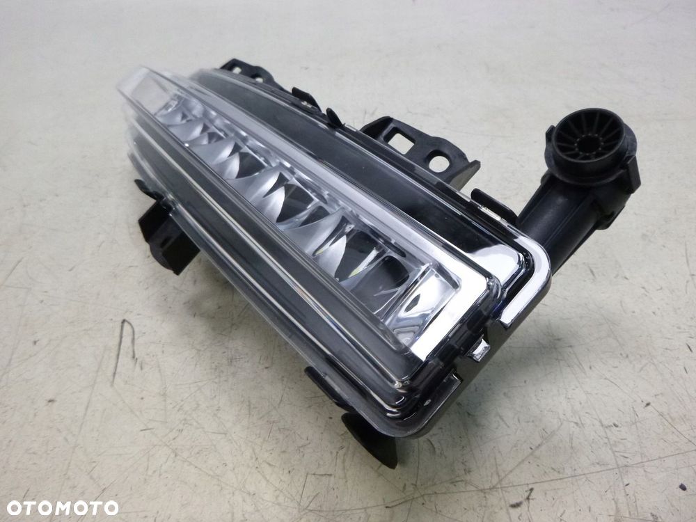 RANGE ROVER VELAR L460 HALOGEN PRAWY LEWY PRZÓD LED PRZECIWMGIELNA - 7