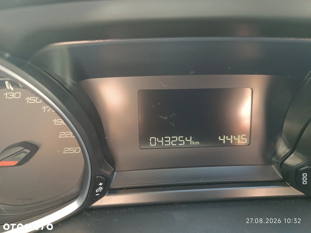 Peugeot 308 1.6 BlueHDi Active S&S - 21