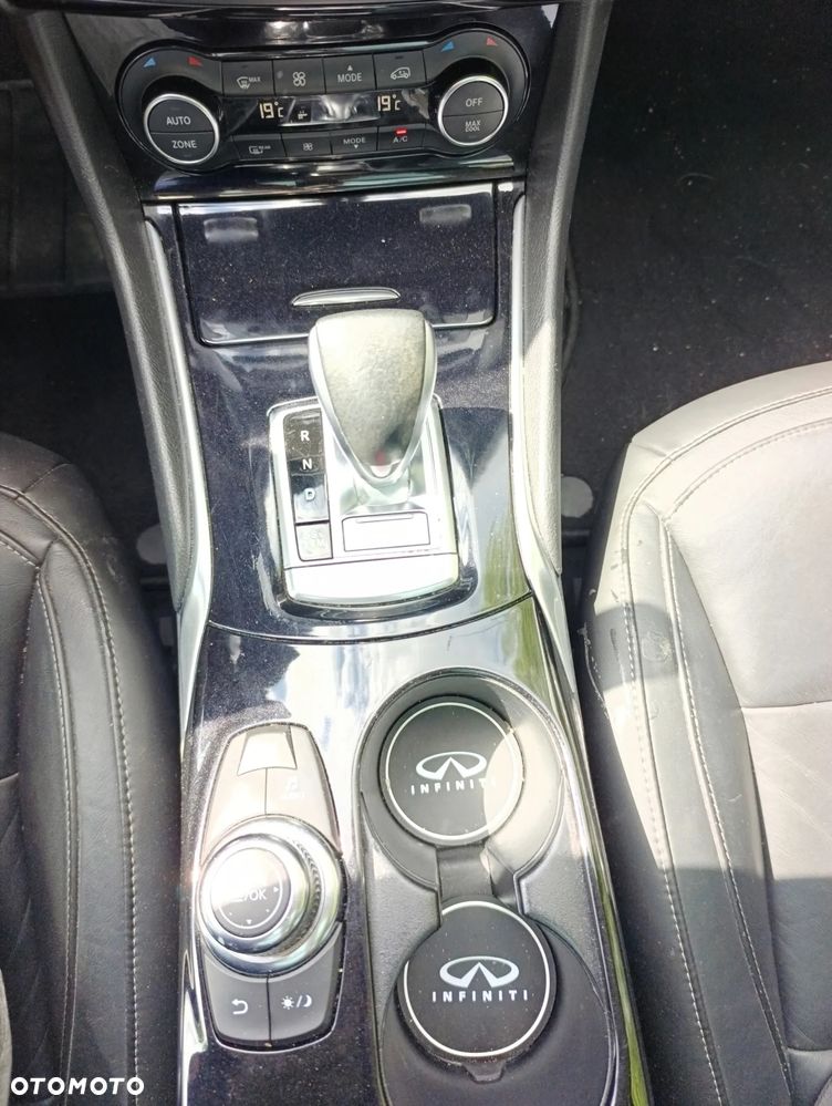 Infiniti QX30 2.0t DCT AWD Premium - 24