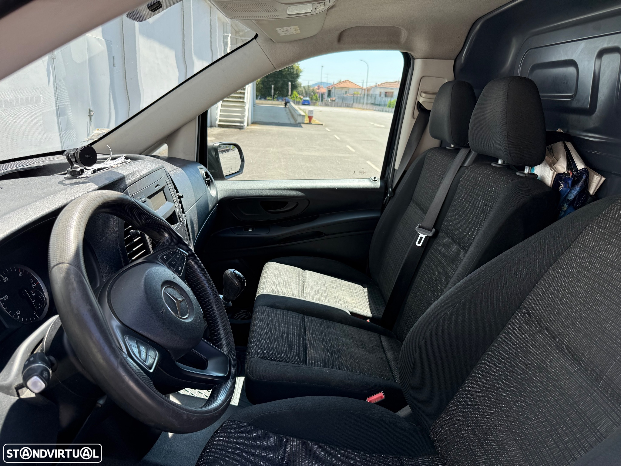 Mercedes-Benz Vito - 10
