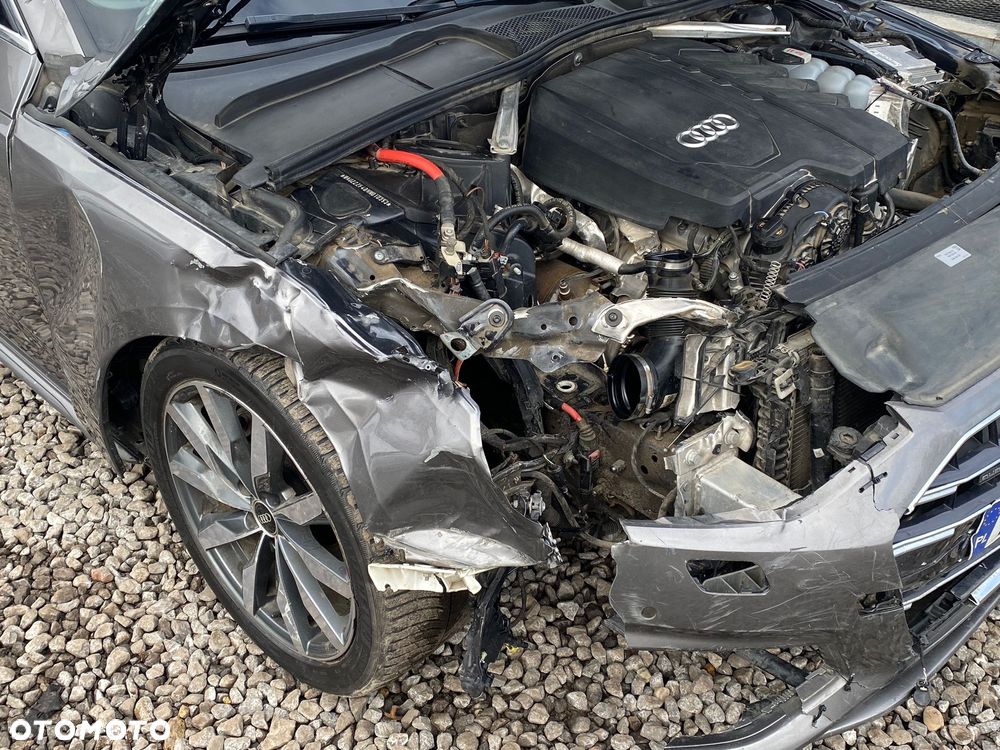 Audi A4 Limousine - 8