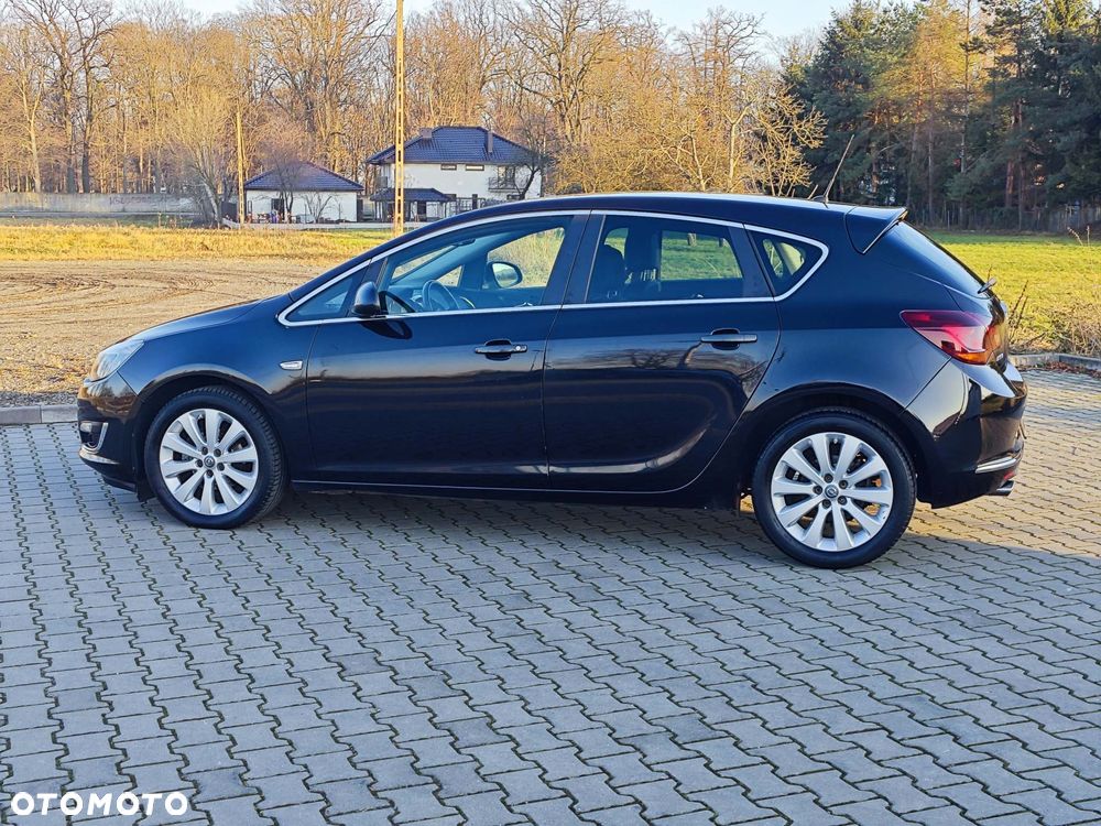 Opel Astra 1.4 Turbo Cosmo - 17