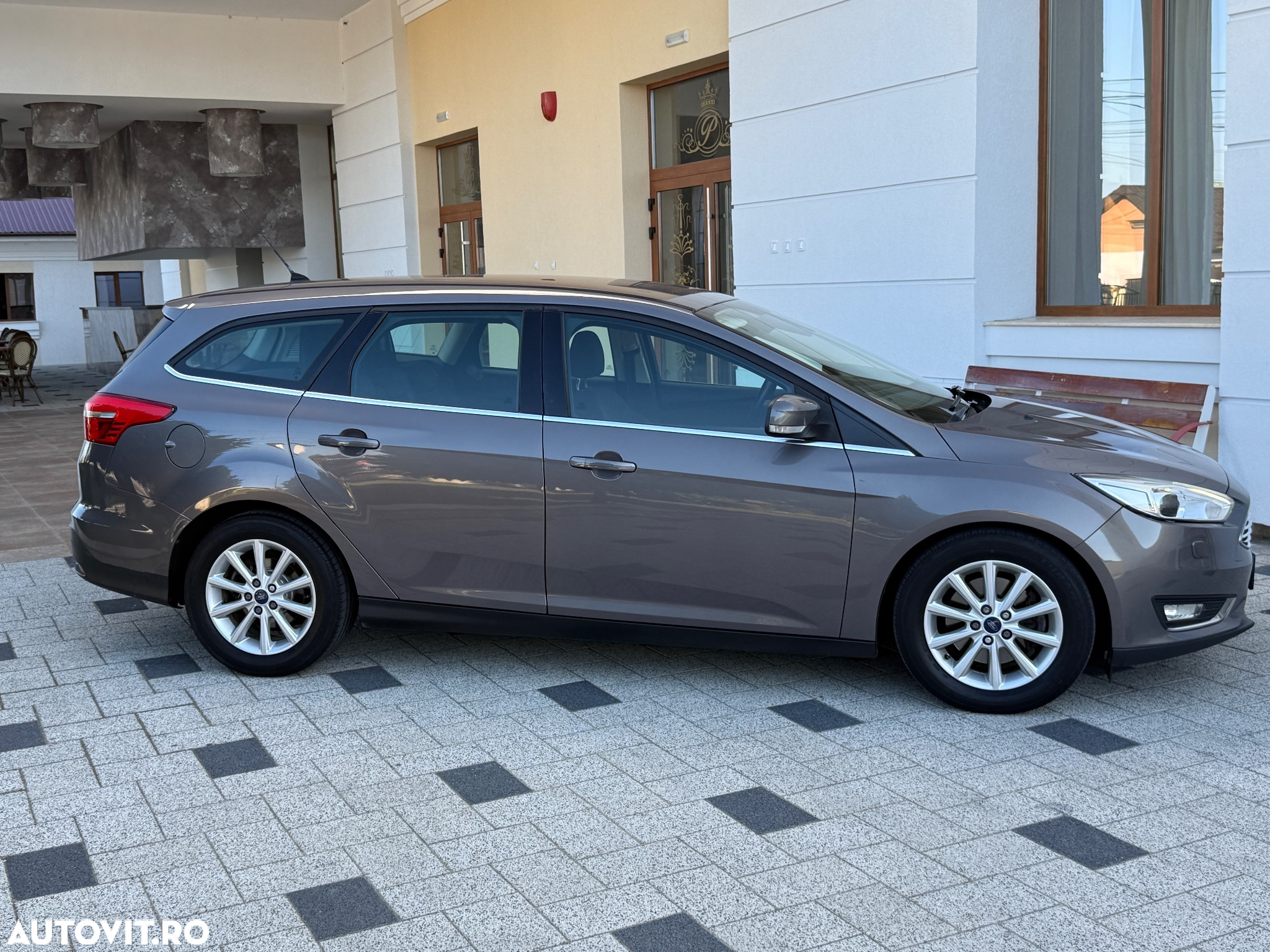 Ford Focus - 13