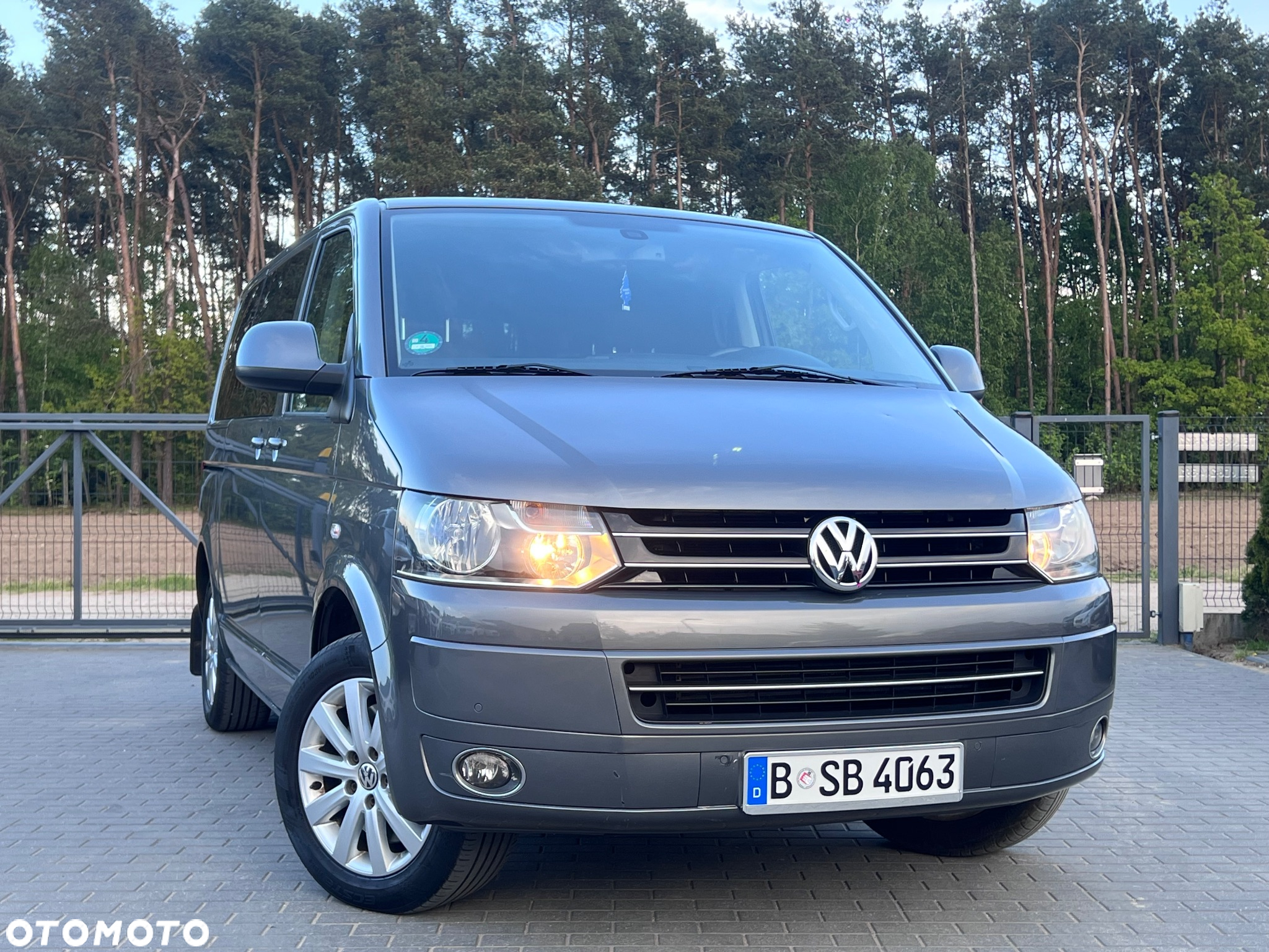 Volkswagen Multivan 2.0 BiTDI L1 Highline DSG - 26