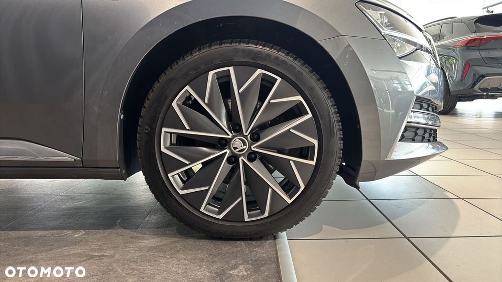 Skoda Superb 2.0 TDI SCR L&K DSG - 19