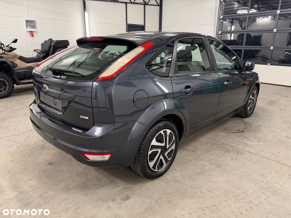 Ford Focus - 6