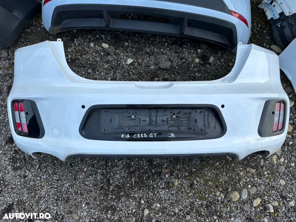 Bara spate completa KIA CEED GT an 2014 - 1