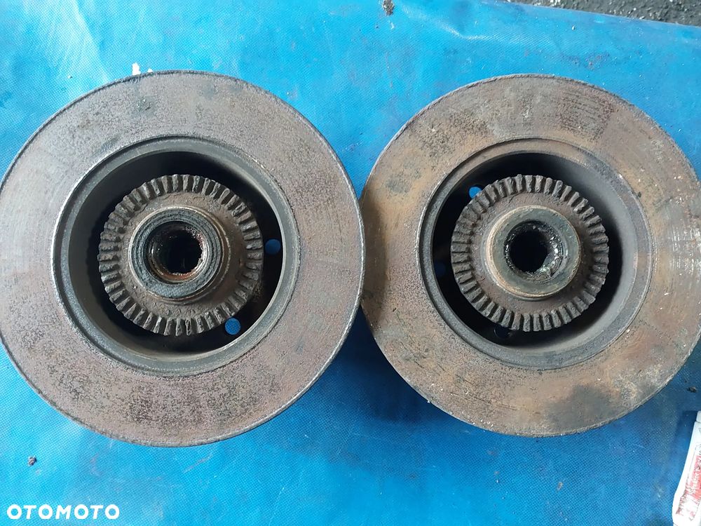 Tarcza hamulcowa Audi A4 B5 Lift FL piastotarcza czop łożysko tył tylne tylna - 4