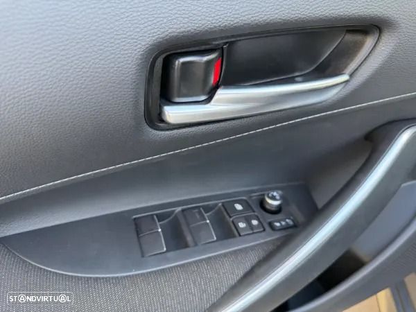 Toyota Corolla 1.8 Hybrid Comfort+P.Sport - 27