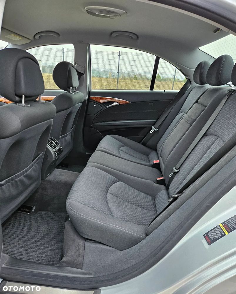 Mercedes-Benz Klasa E - 7