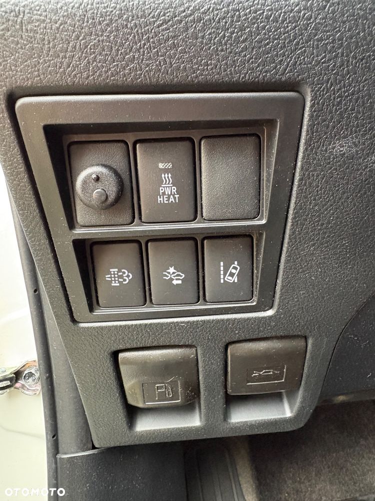 Toyota Hilux 2.4 D-4D Double Cab SR5 4x4 - 22