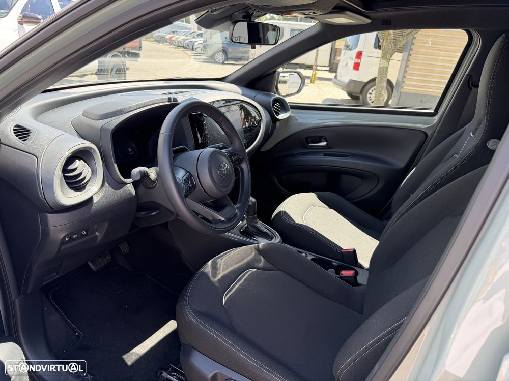 Toyota Aygo X 1.0 Envy CVT - 9