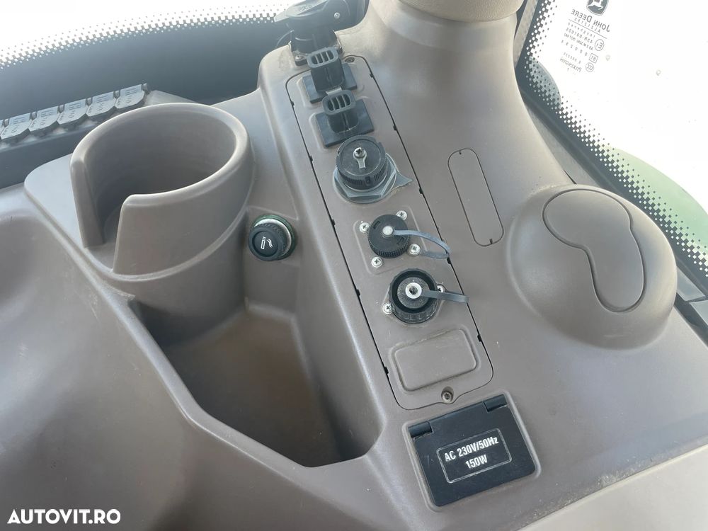 John Deere 6250R - 21