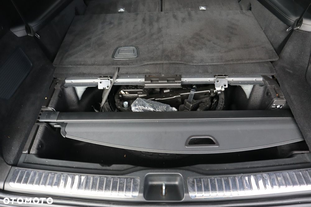 Mercedes-Benz GLS 580 4Matic 9G-TRONIC - 27