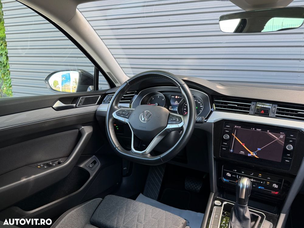 Volkswagen Passat 2.0 TDI SCR DSG Business - 9