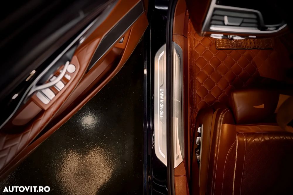 BMW Seria 7 740i - 11