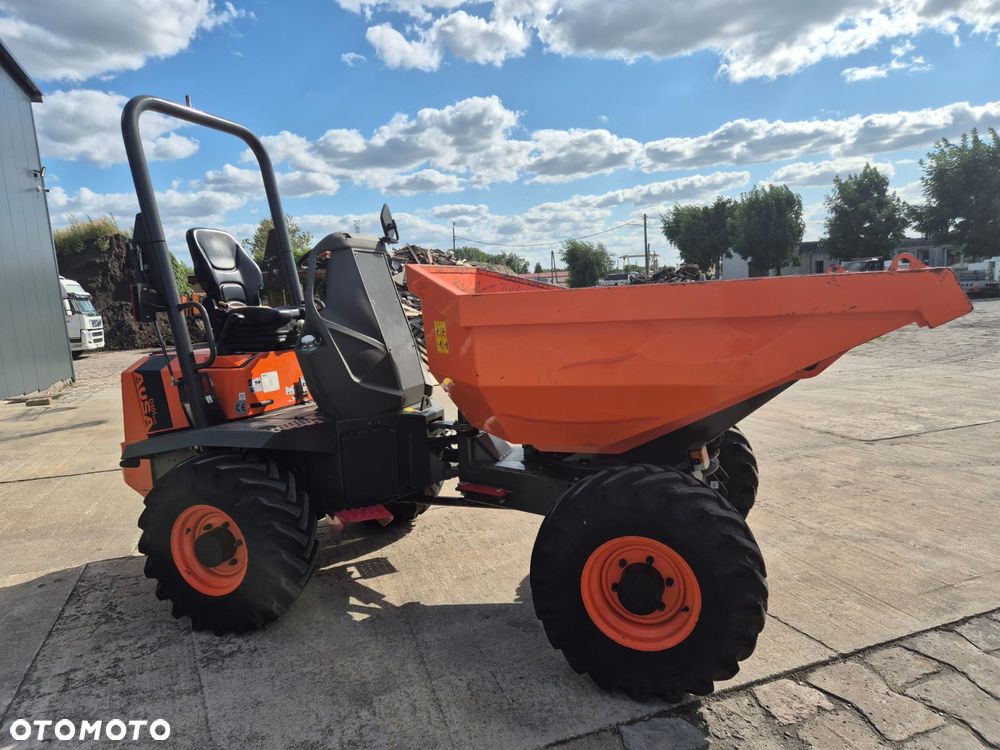 Ausa D 301 AHG - 2