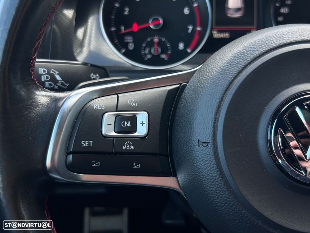 VW Golf 2.0 TSi GTi DSG Performance - 30
