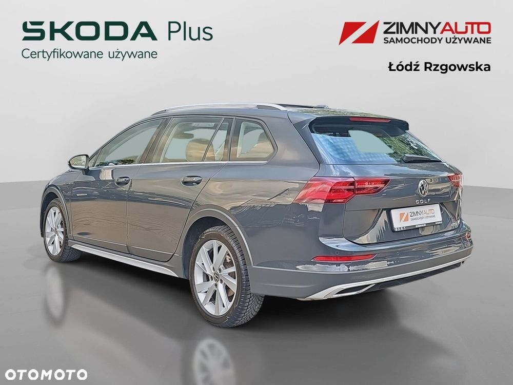 Volkswagen Golf - 5
