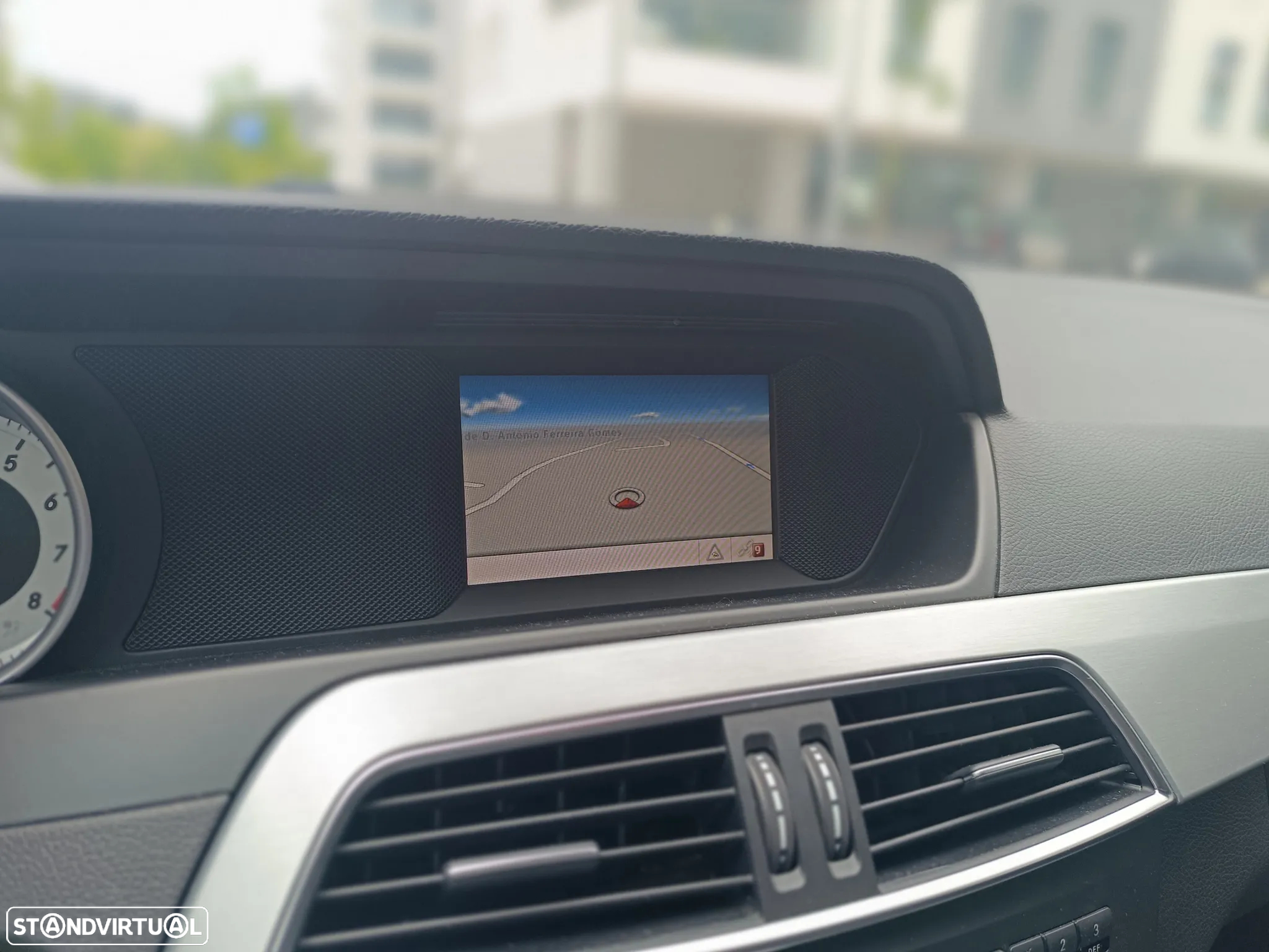 Mercedes-Benz C 180 CGi Avantgarde BlueEfficiency Aut. - 17