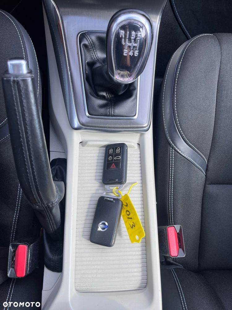 Volvo V40 D2 You - 15