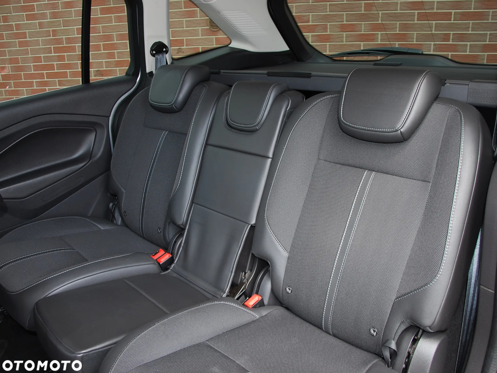 Ford Grand C-MAX 1.5 TDCi Start-Stopp-System Titanium - 30
