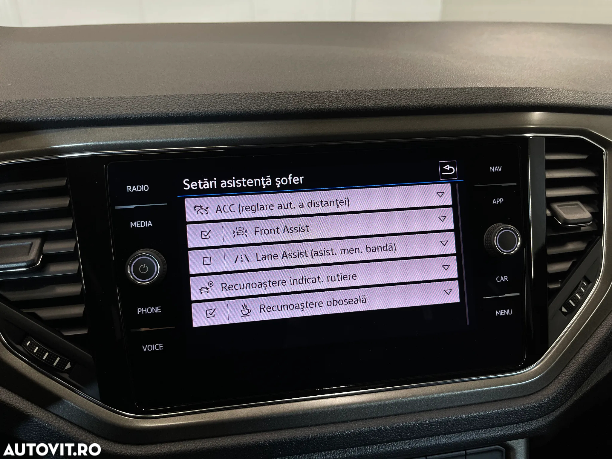 Volkswagen T-ROC 2.0 TDI DSG Style - 16
