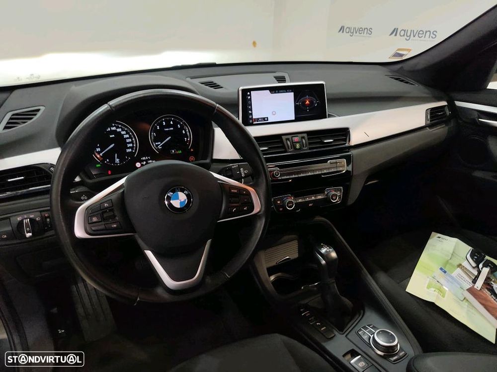 BMW X1 25 e xDrive - 8
