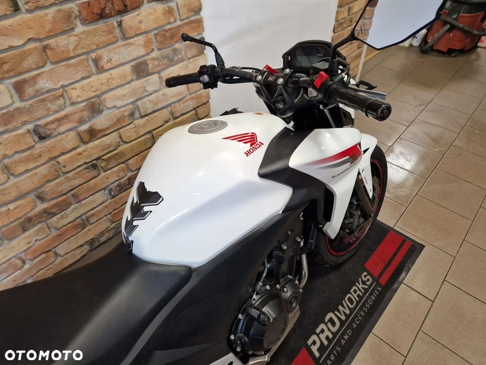 Honda CB - 10