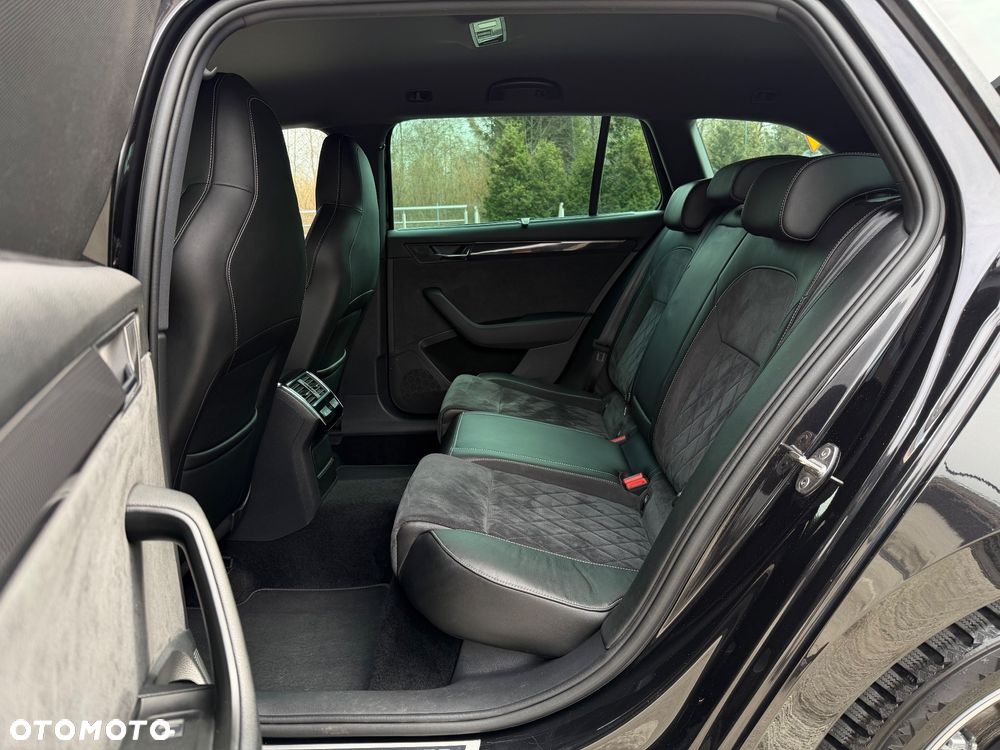 Skoda Superb 2.0 TDI 4x4 Sportline DSG - 26