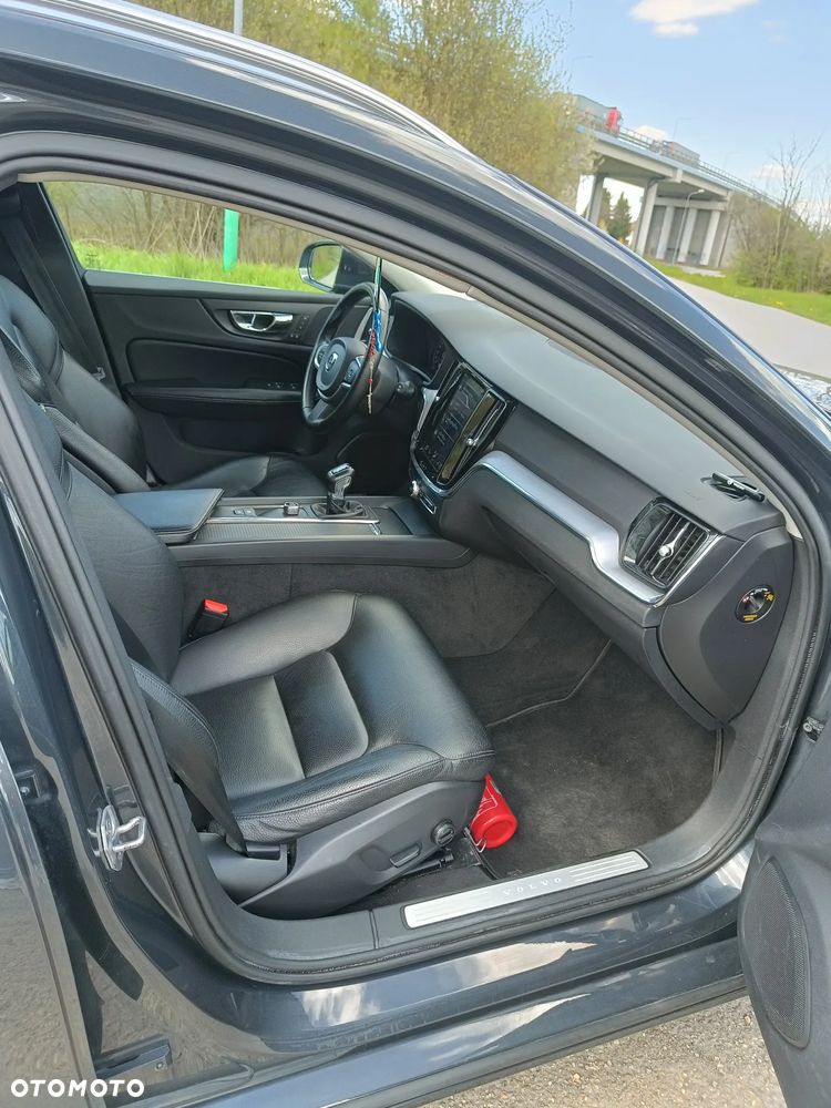 Volvo V60 D3 Geartronic Momentum - 15