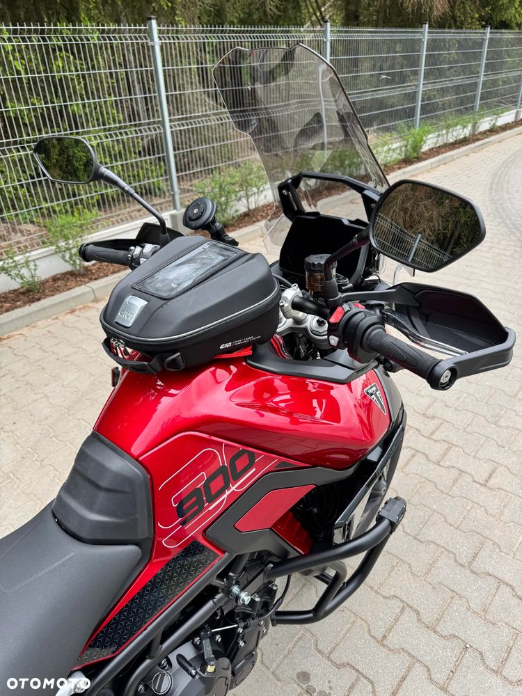 Triumph Tiger - 6