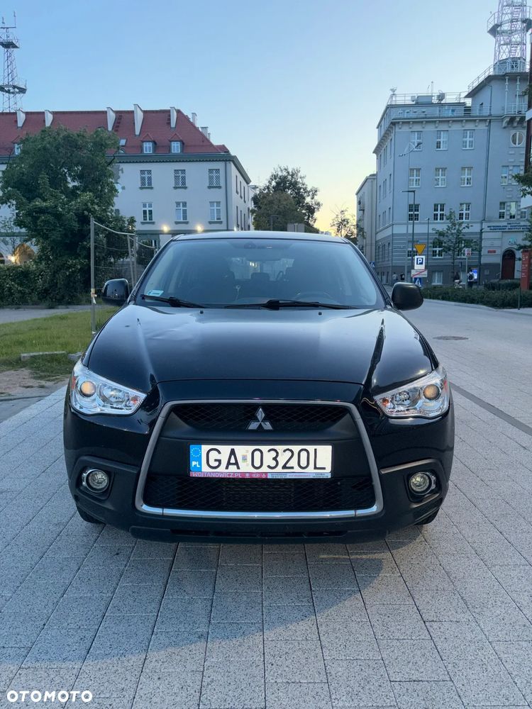 Mitsubishi ASX - 9