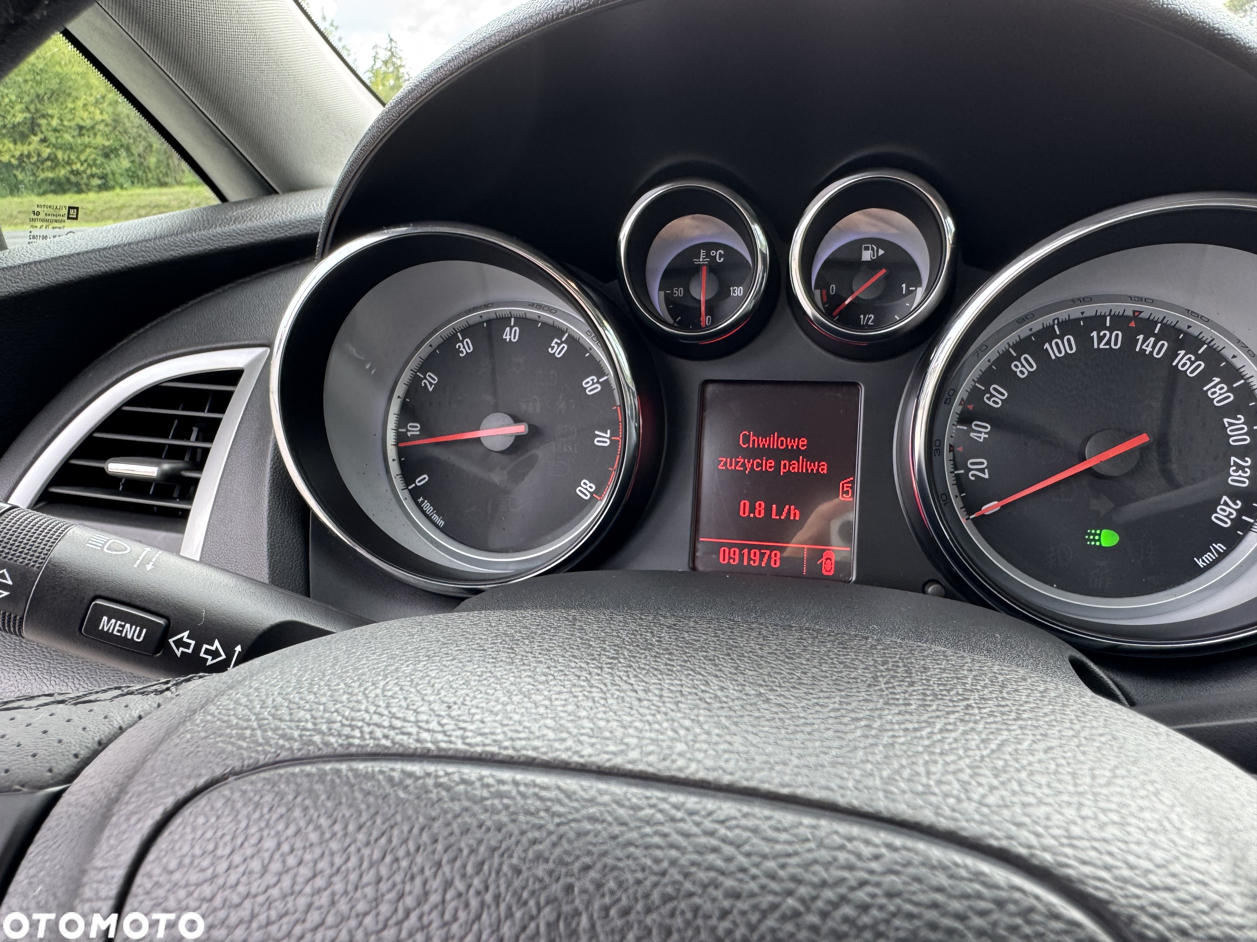 Opel Astra 1.6 Turbo Cosmo - 8