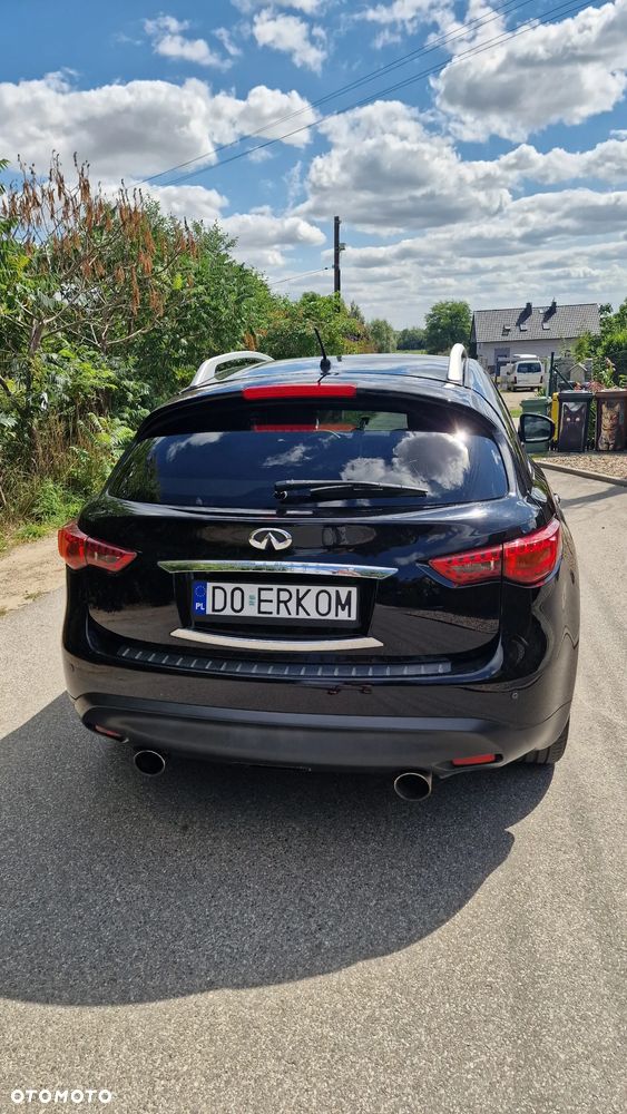 Infiniti QX70 - 7